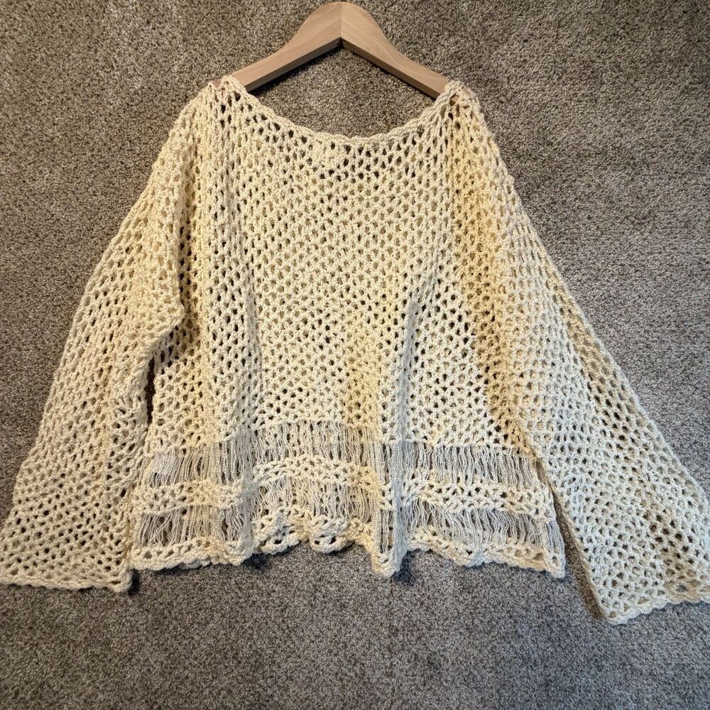 POL Clothing Womens Medium Cream Open Knit Crochet Bell Sleeve Sweater BST8 Boho - Picture 2 of 9